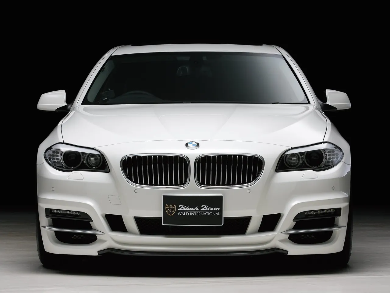 Wald BMW 5-Series F10 (2011) – zepředu