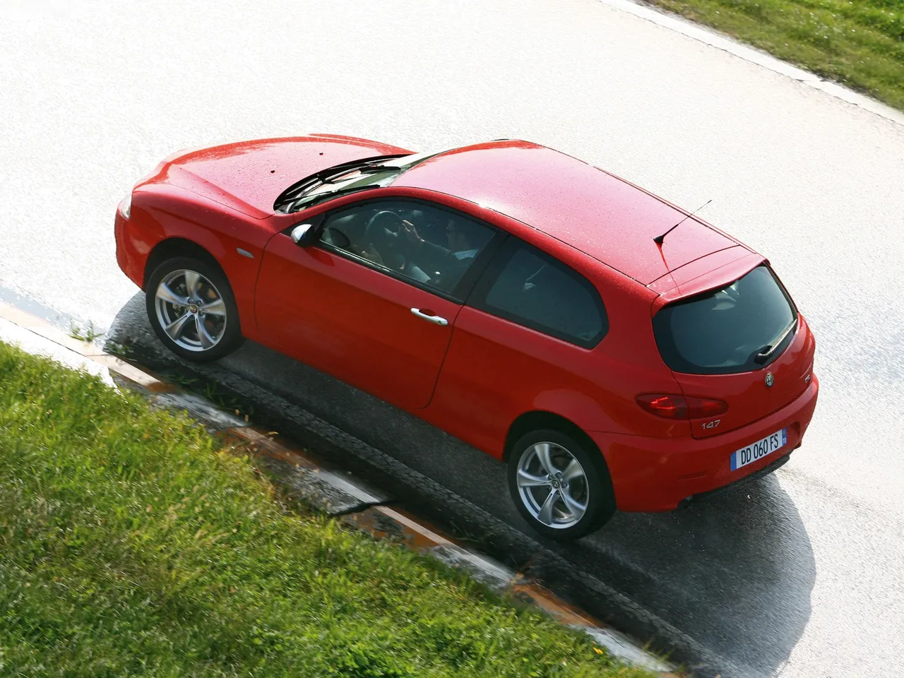 Alfa Romeo 147 Q2 (2007) - Rear Three-Quarter
