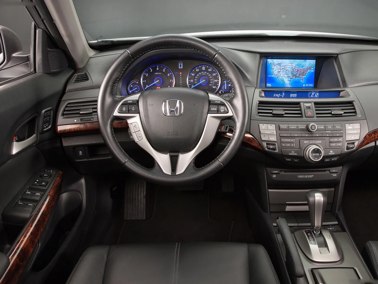 Honda Accord Crosstour (2010) – interiér