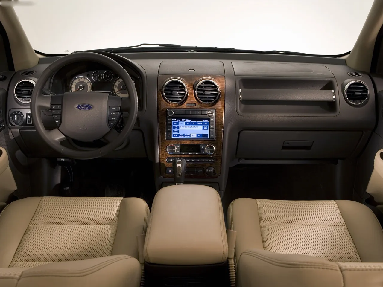 Ford Taurus X (2008) – interiér