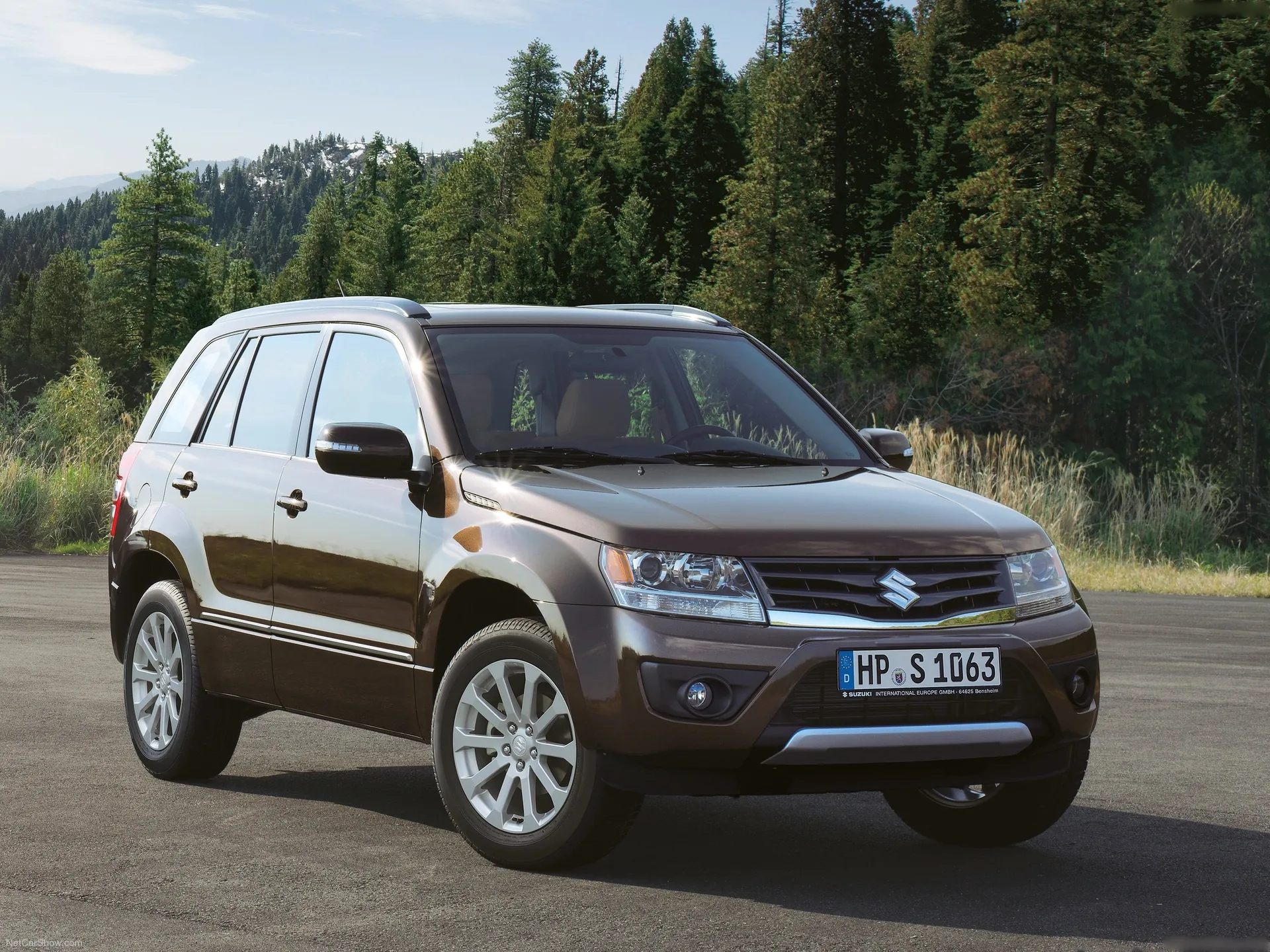 Suzuki Grand Vitara (2013)