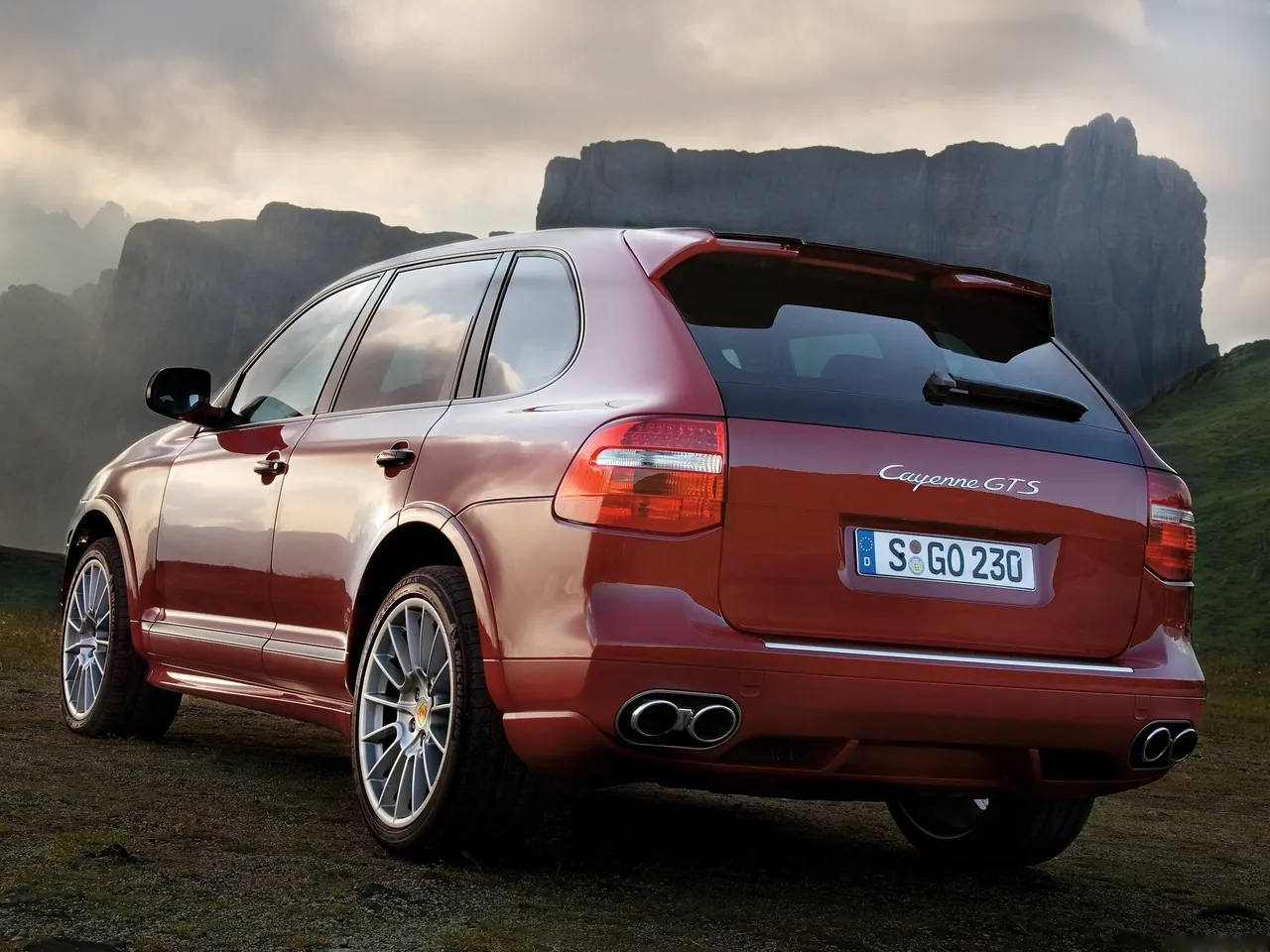 Porsche Cayenne GTS (2008) - Rear Three-Quarter