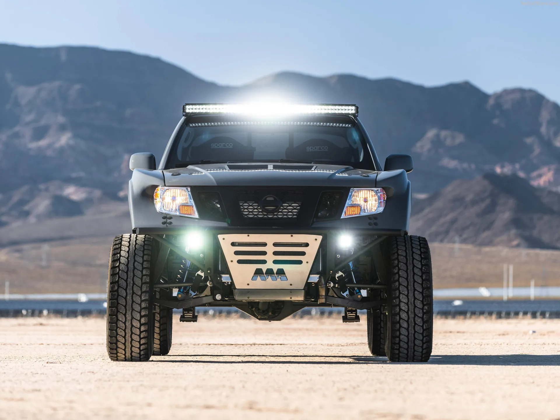 Nissan Frontier Desert Runner Concept (2019) – zepředu