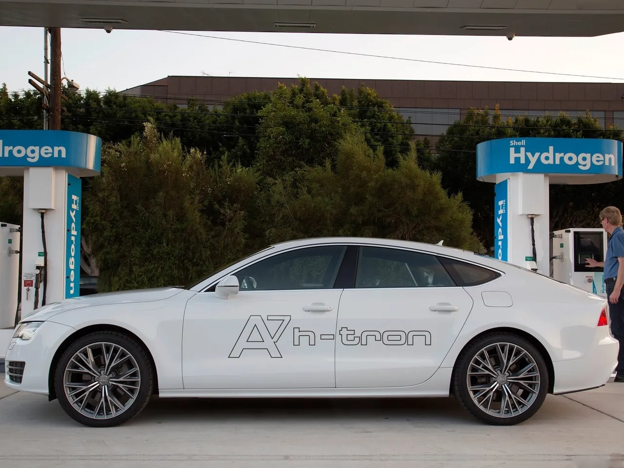 Audi A7 Sportback h-tron quattro Concept (2014) – boční profil