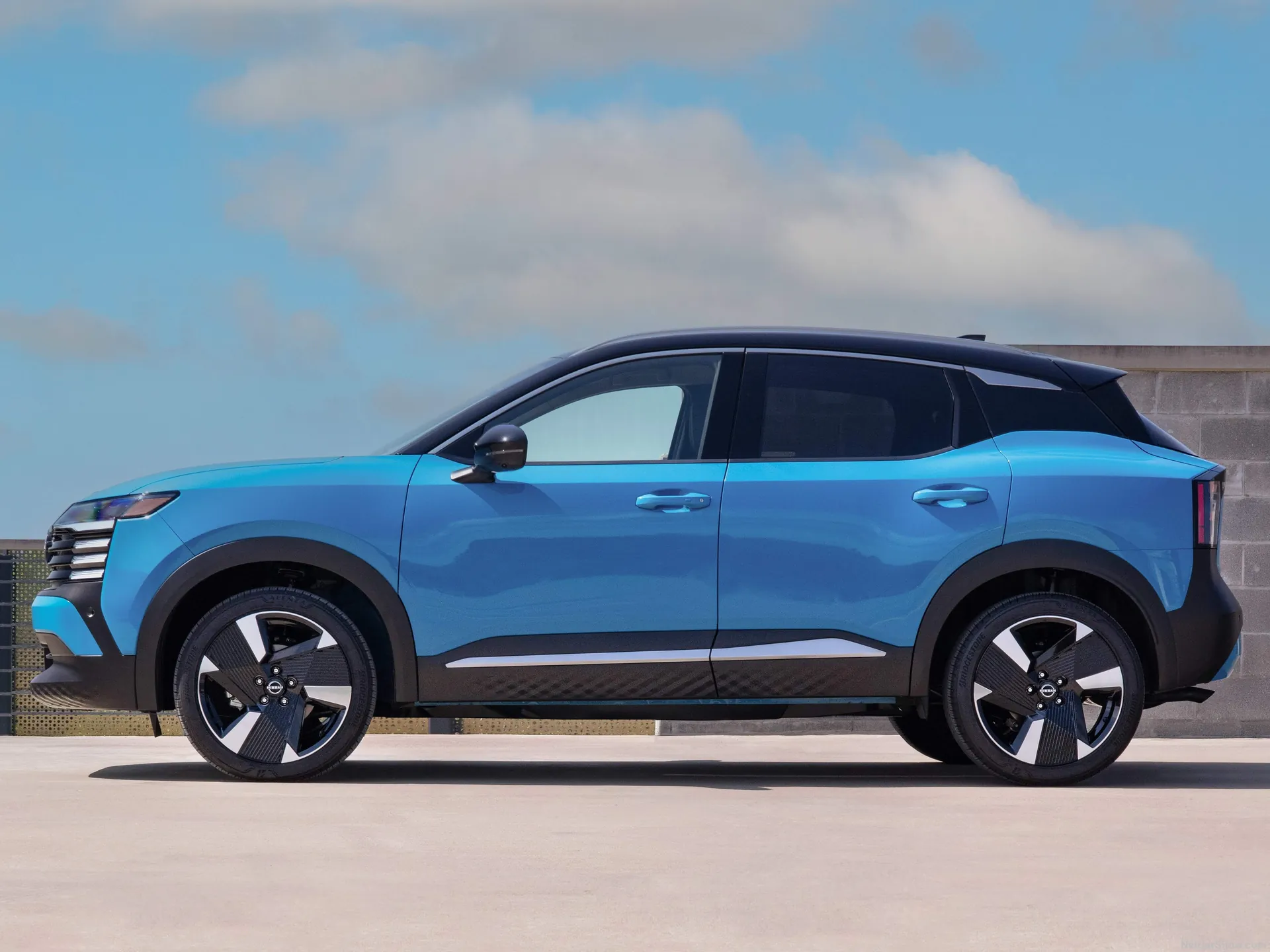 Nissan Kicks (2025) – boční profil