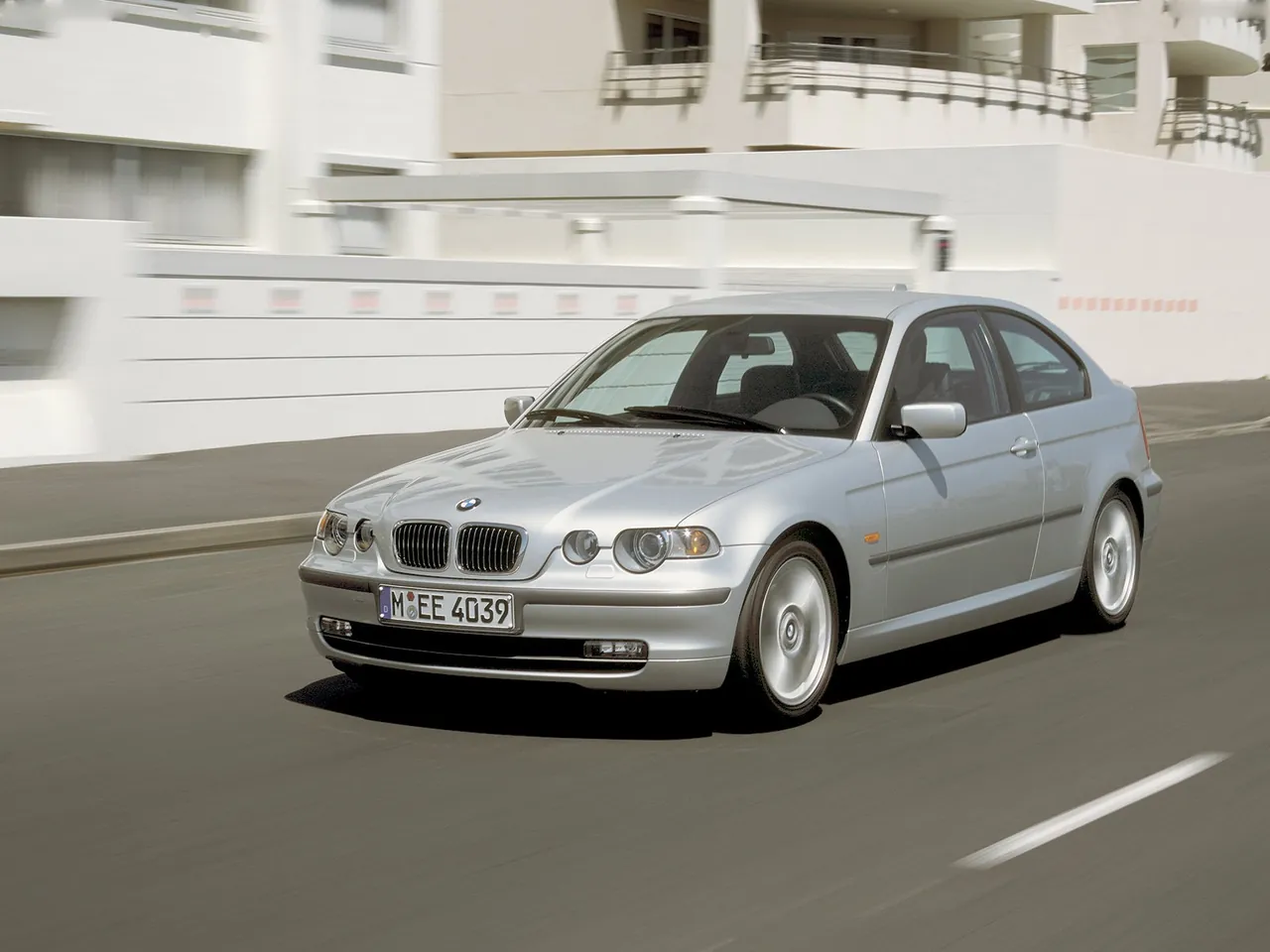BMW 3-Series Compact (2003)