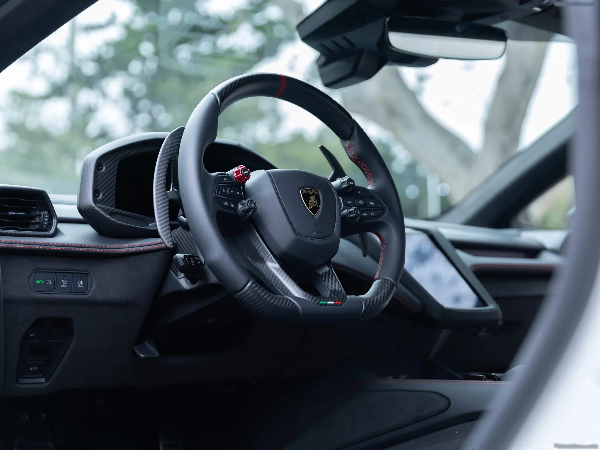 Lamborghini Temerario Tricolore (2026) – interiér