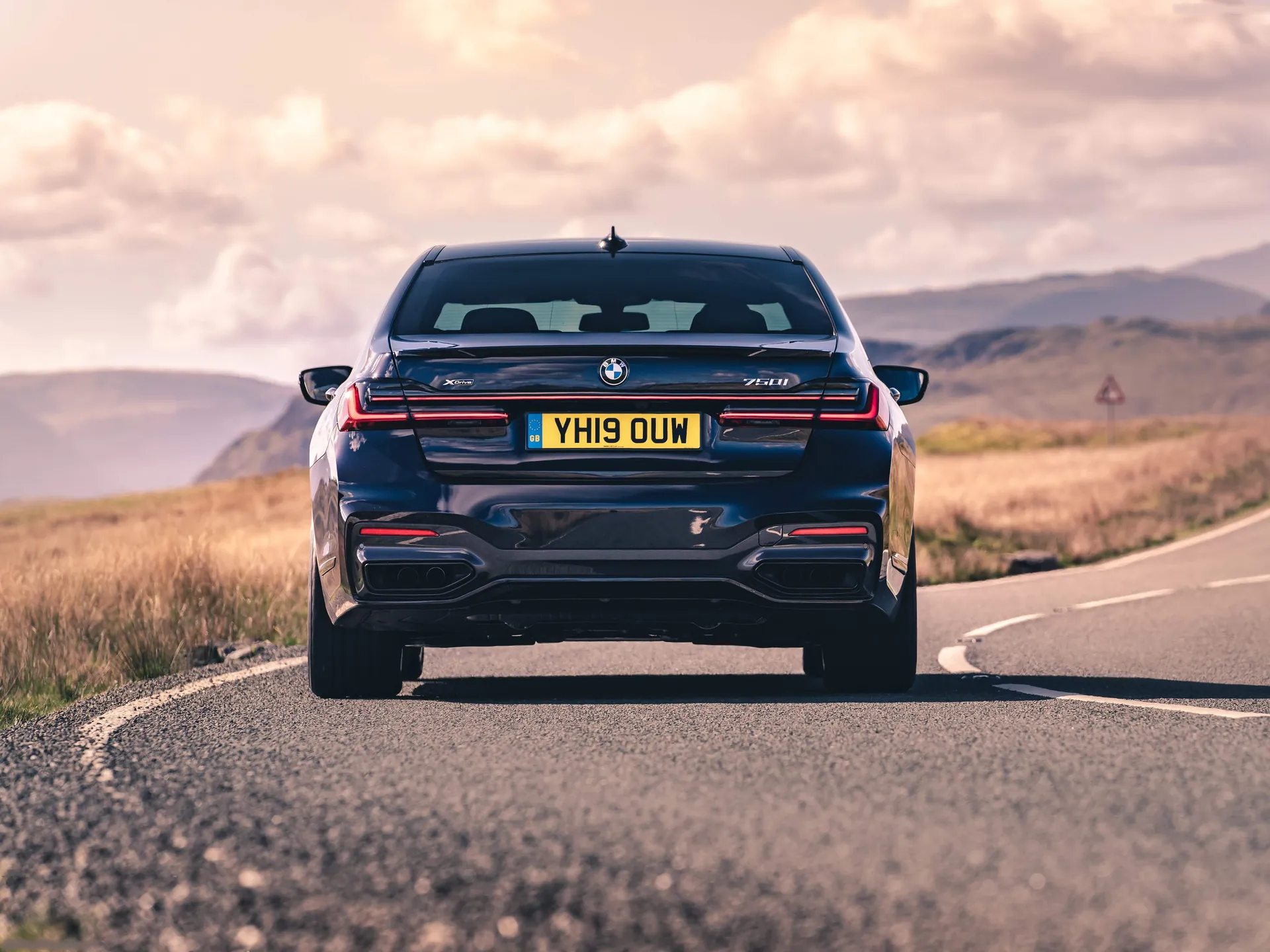 BMW 7-Series [UK] (2020) – zezadu