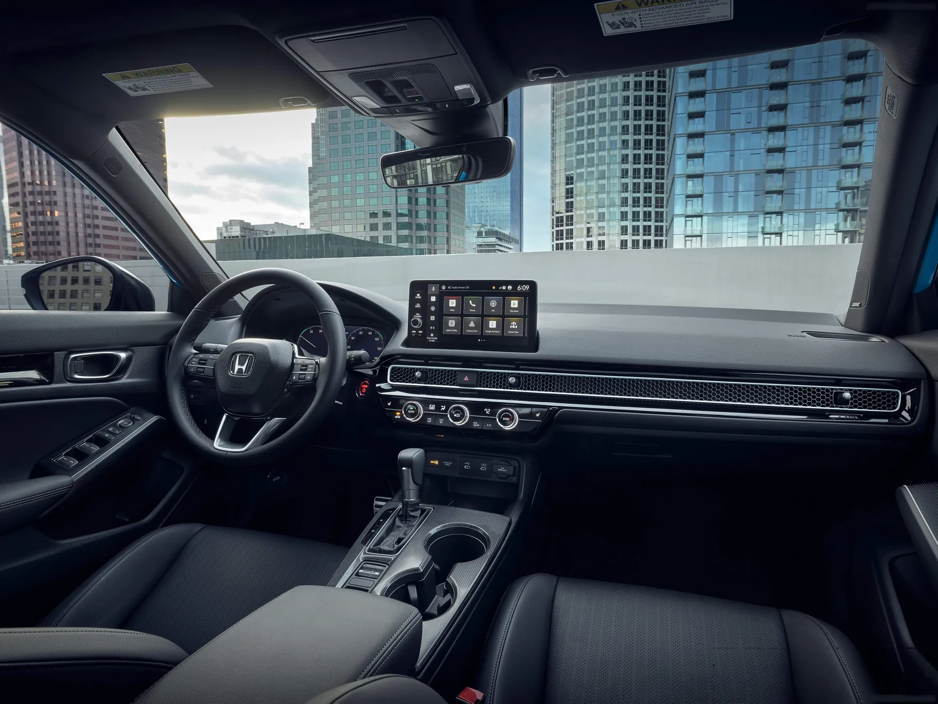 Honda Civic (2025) – interiér