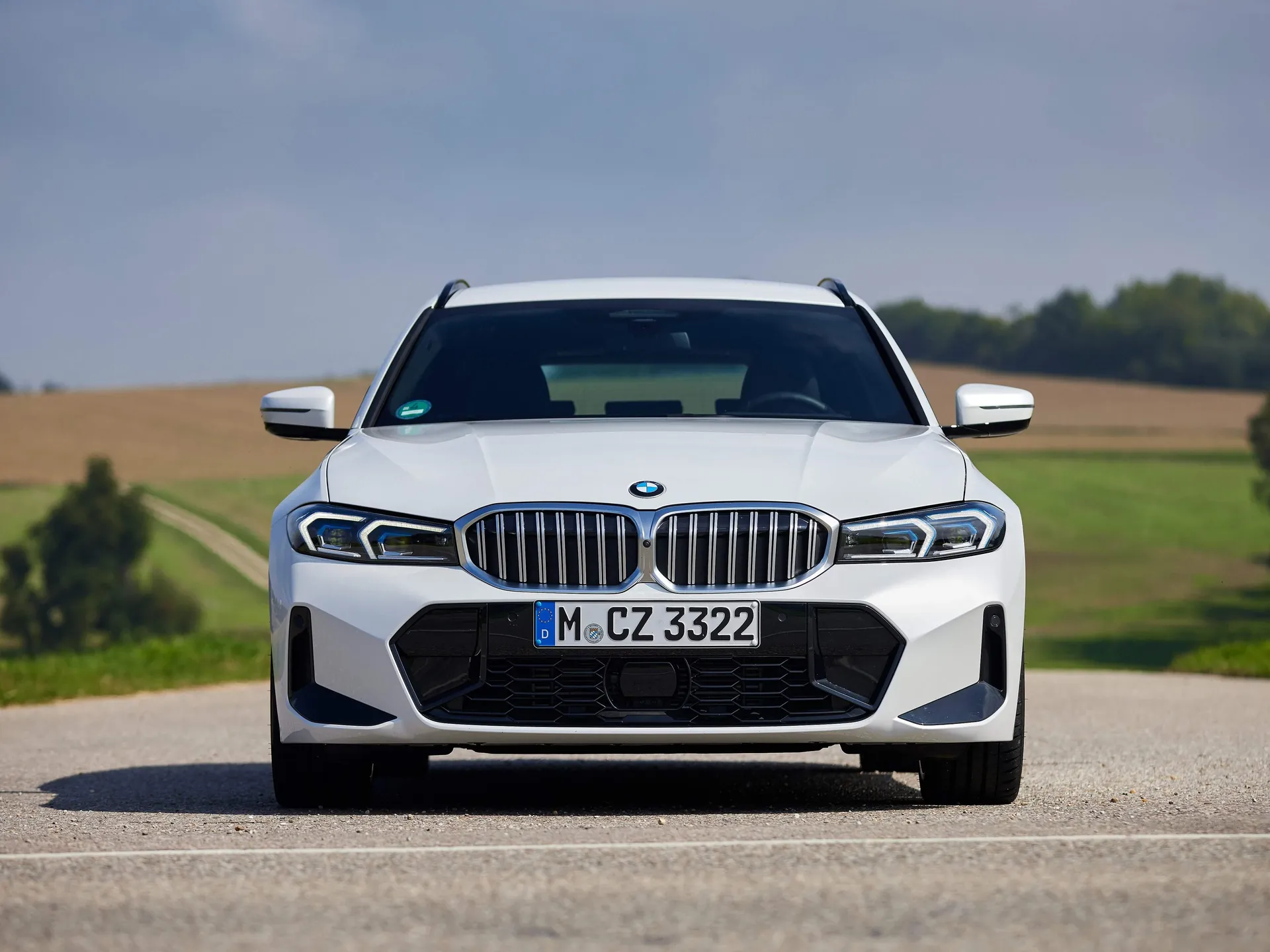 BMW 3-Series Touring (2023) – zepředu