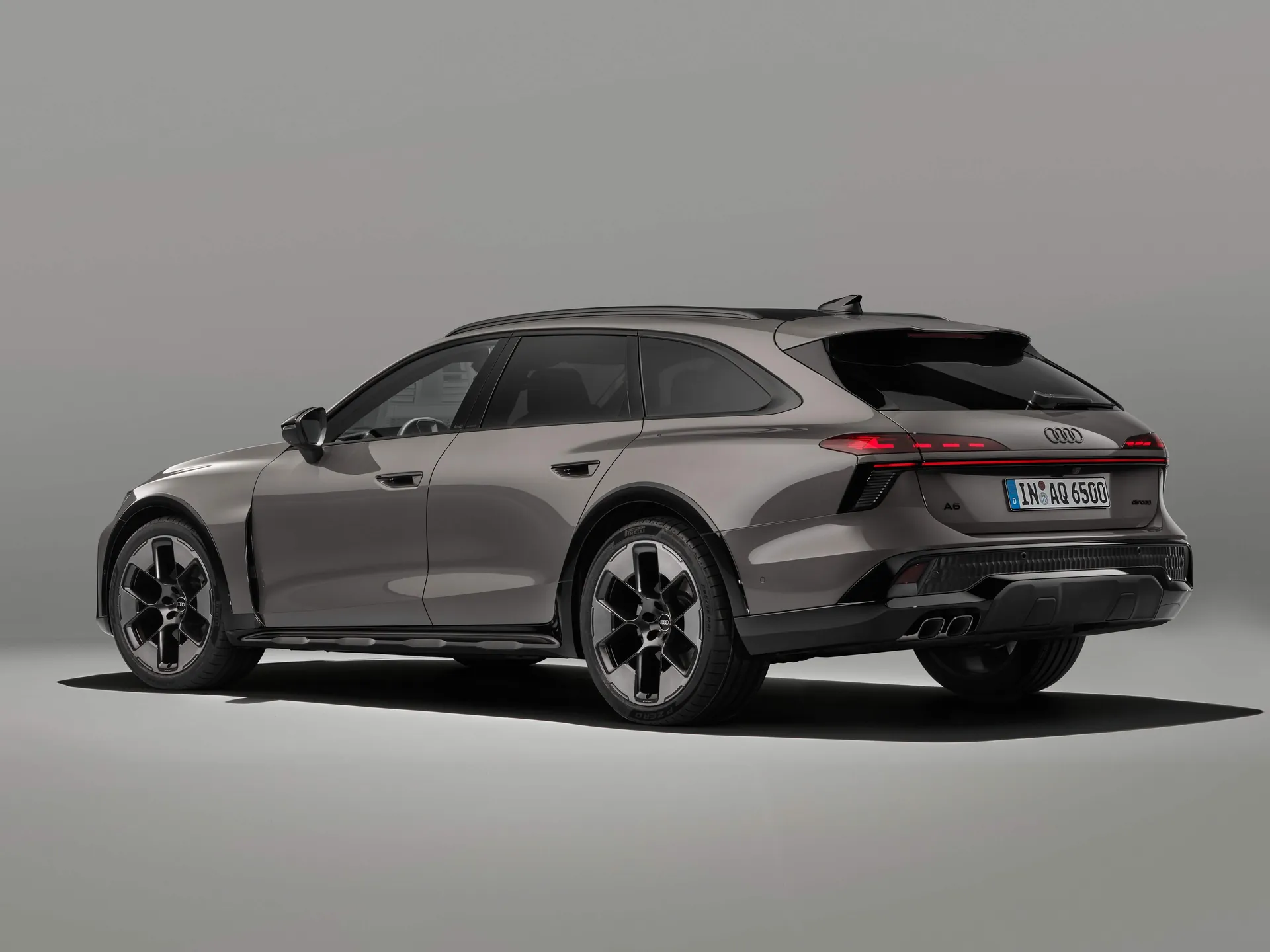 Audi A6 allroad quattro (2027) – zadní tříčtvrteční pohled