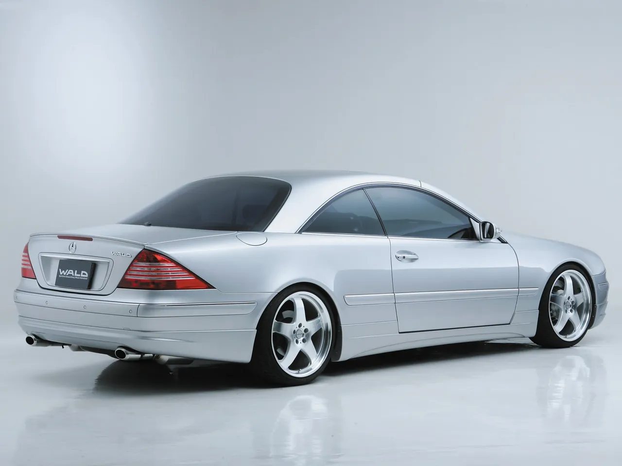 Wald Mercedes-Benz CL-Class (2004) – zadní tříčtvrteční pohled