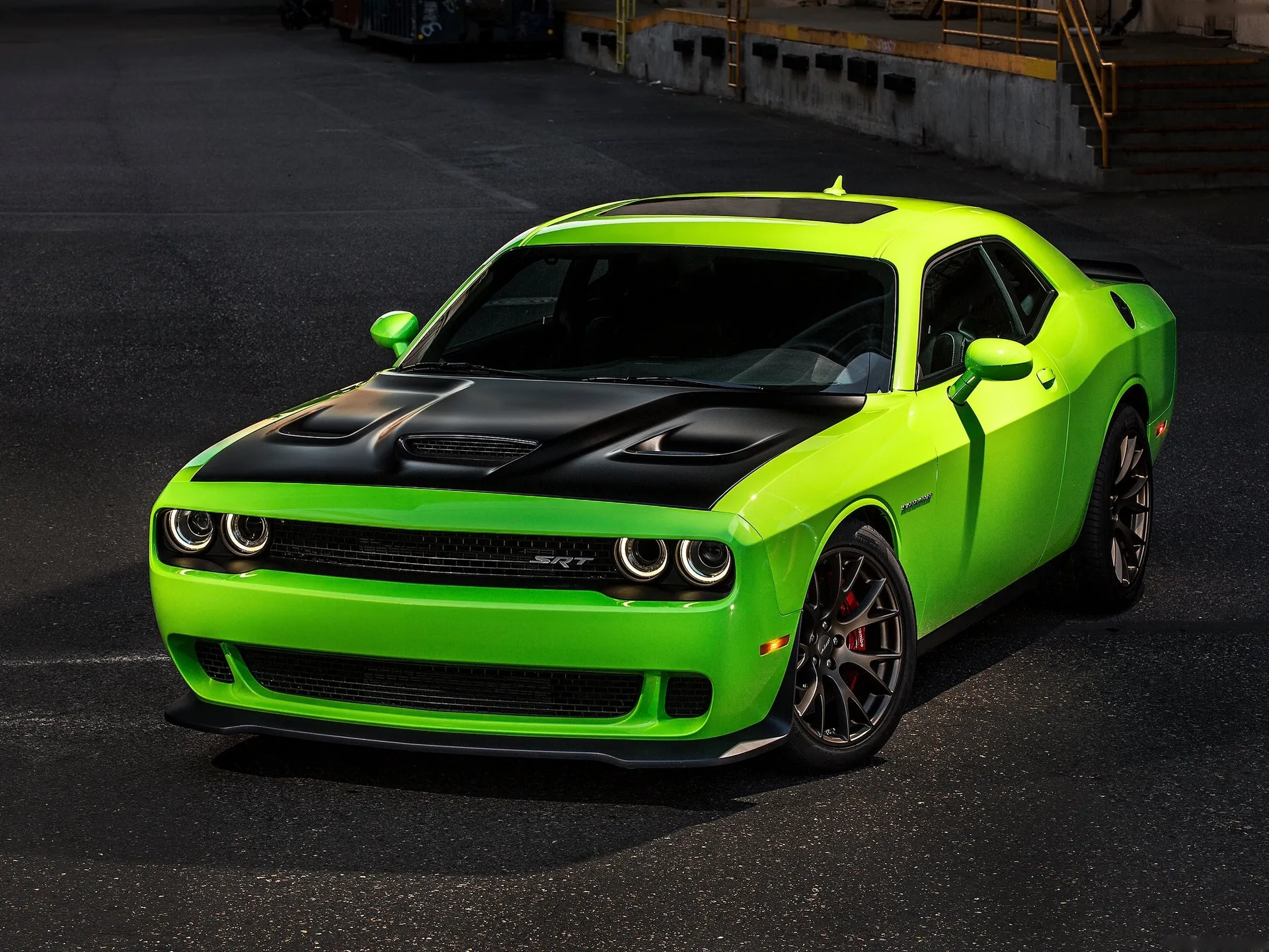 Dodge Challenger SRT Hellcat (2015)
