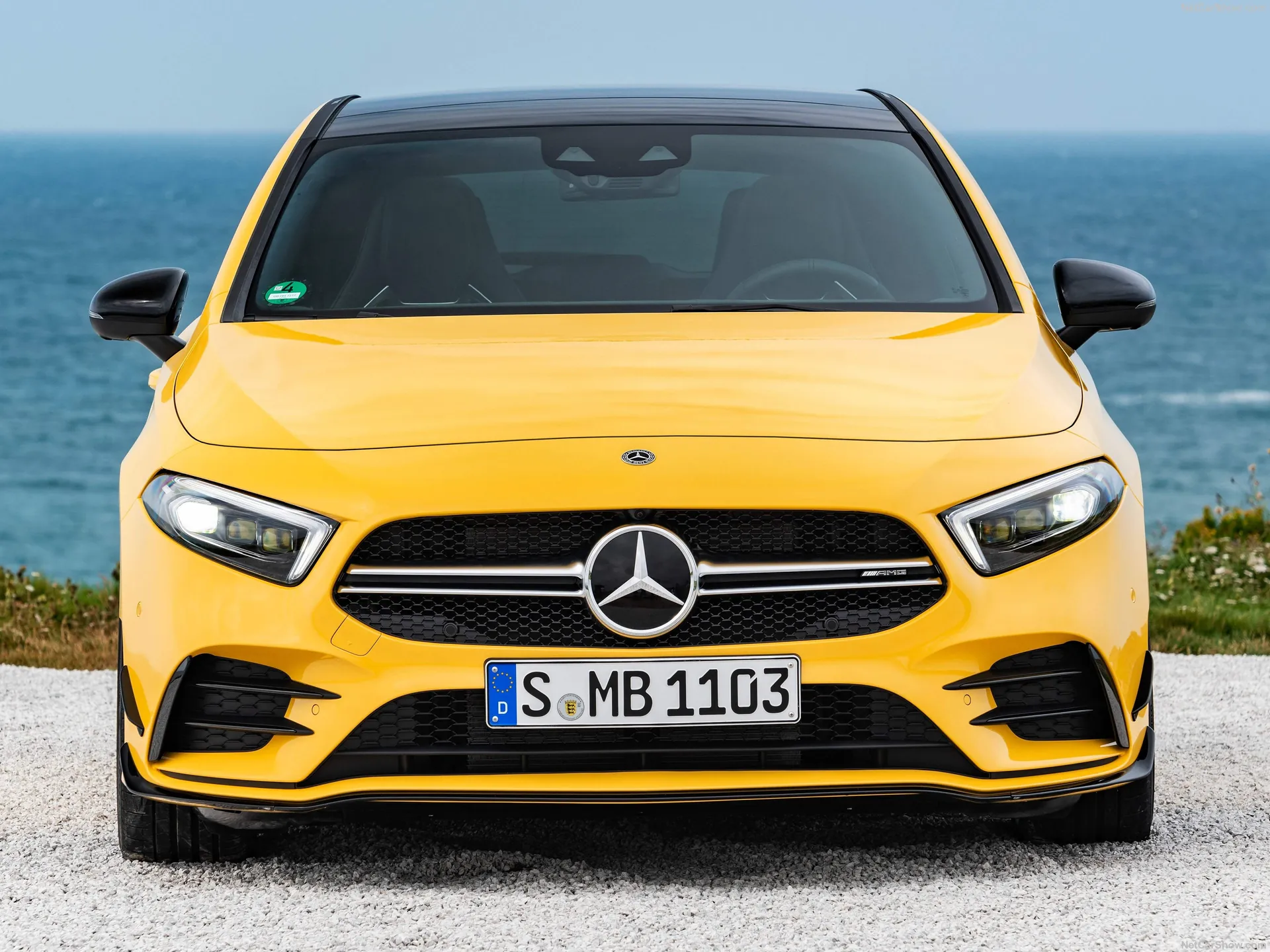 Mercedes-Benz A35 AMG 4Matic (2019) - Front