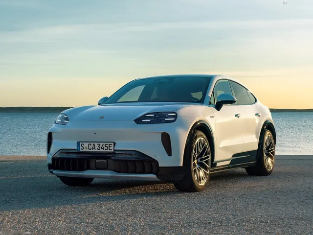 Porsche Cayenne S Coupe Electric (2027)