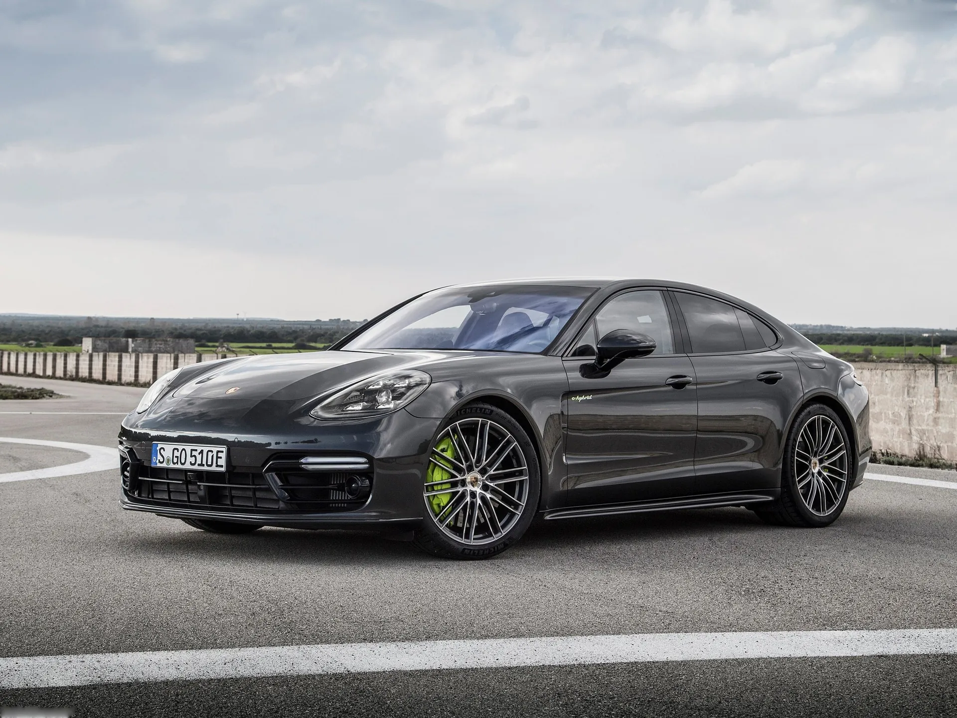 Porsche Panamera Turbo S E-Hybrid (2018)