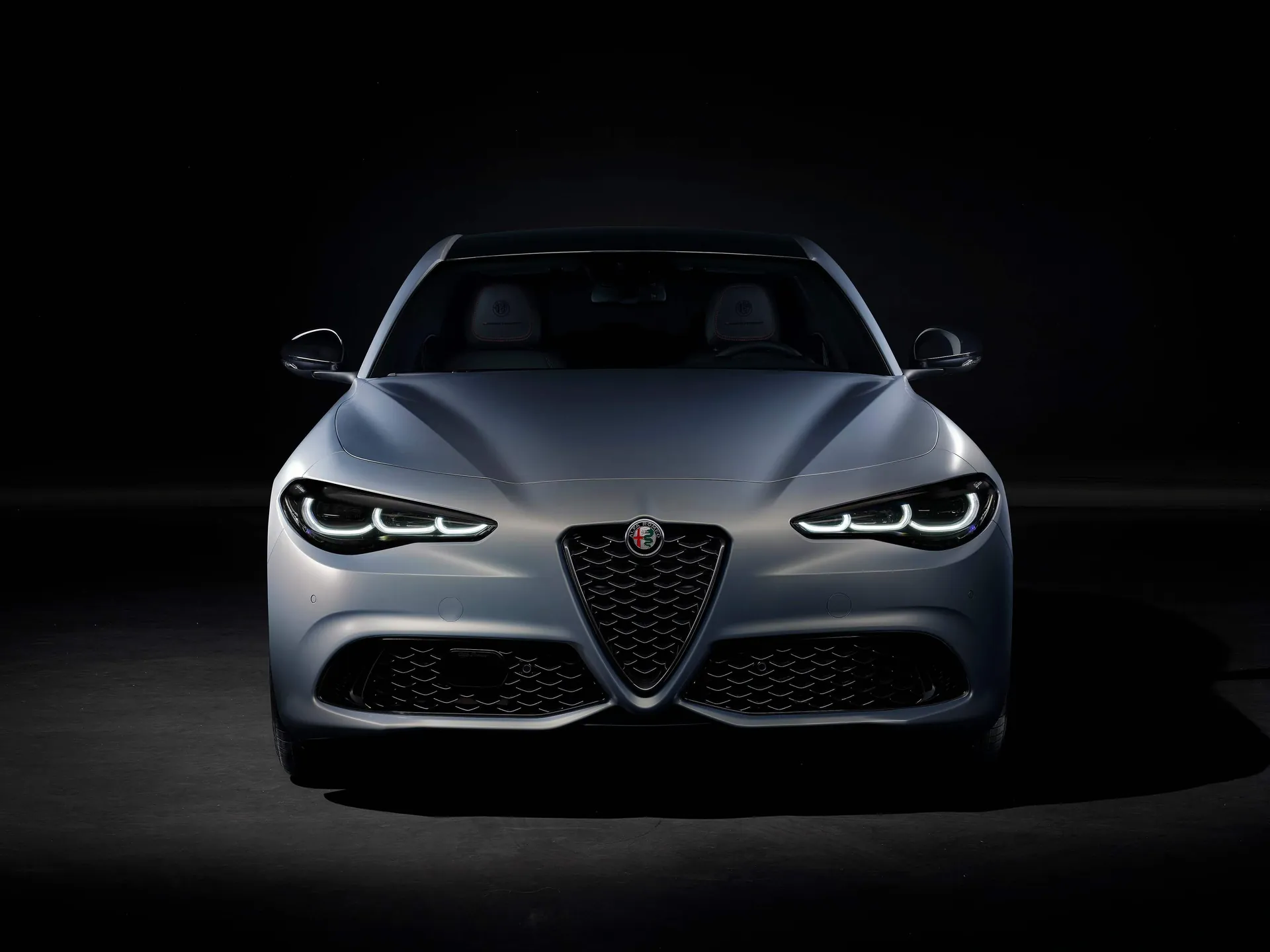 Alfa Romeo Giulia (2023) – zepředu
