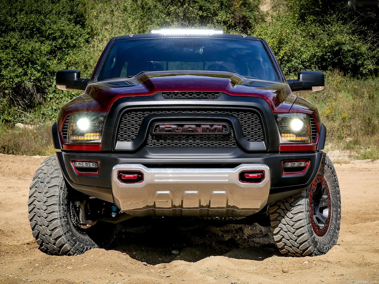 Ram Rebel TRX Concept (2016) – zepředu
