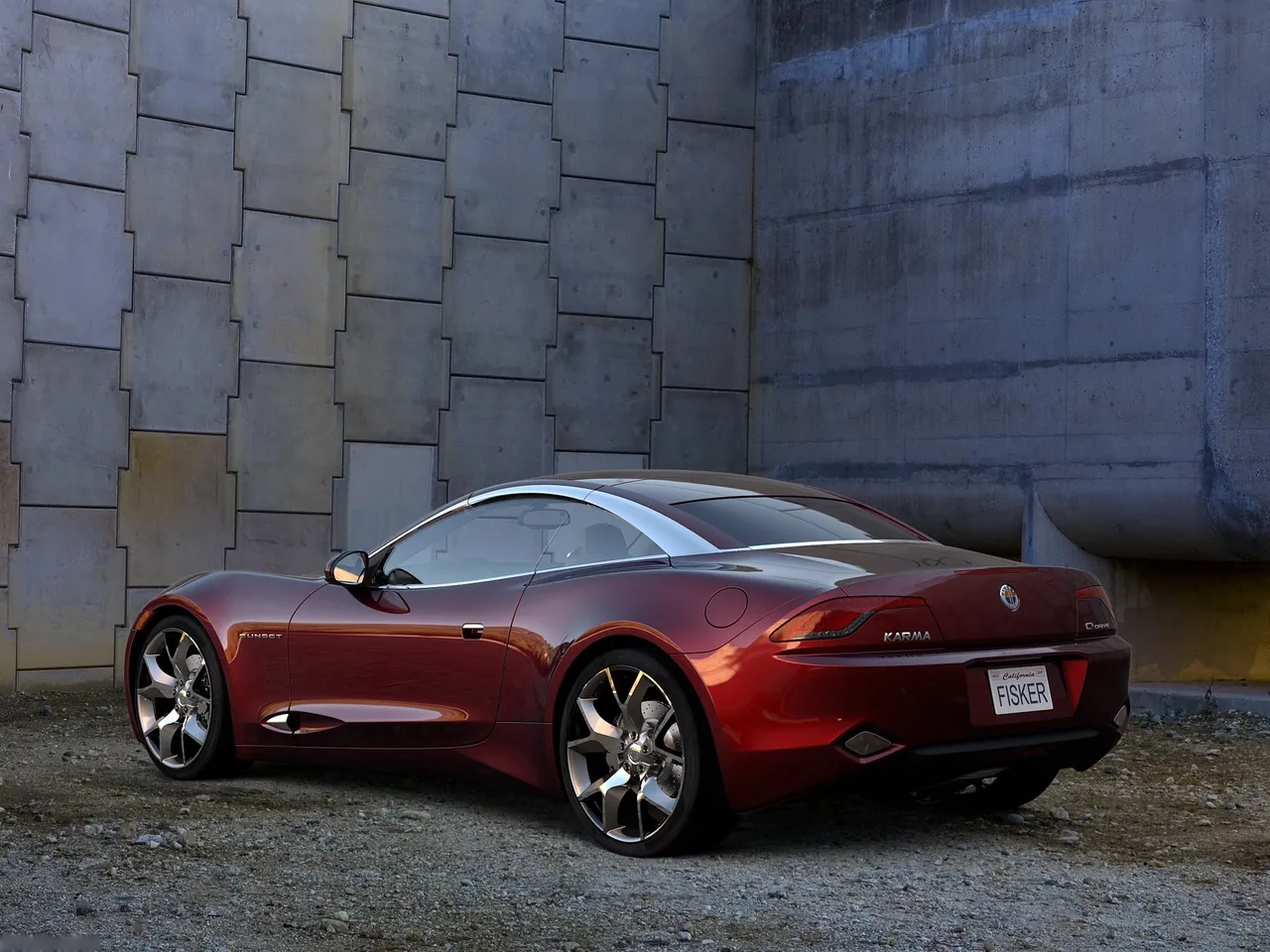 Fisker Karma S Concept (2009) – zadní tříčtvrteční pohled