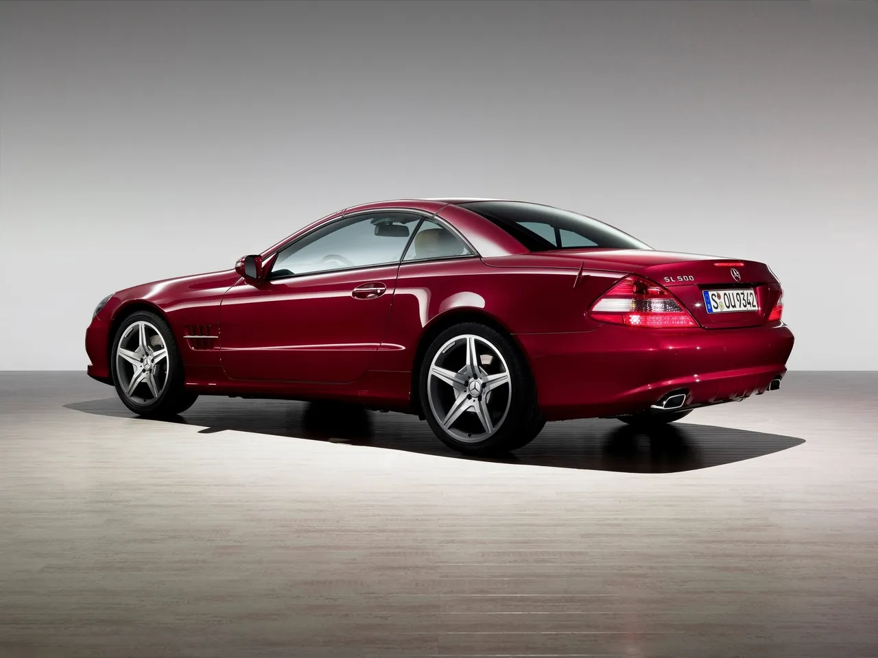 Mercedes-Benz SL-Class (2009) – zadní tříčtvrteční pohled