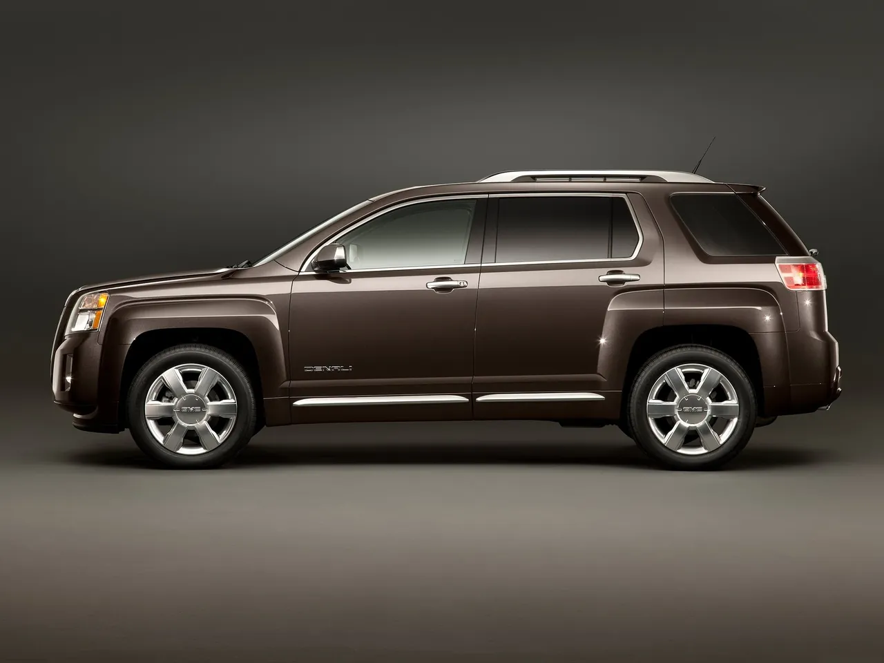 GMC Terrain Denali (2013) – boční profil