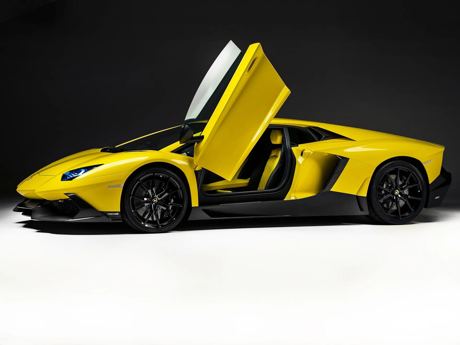 Lamborghini Aventador LP720-4 50th Anniversary (2013)