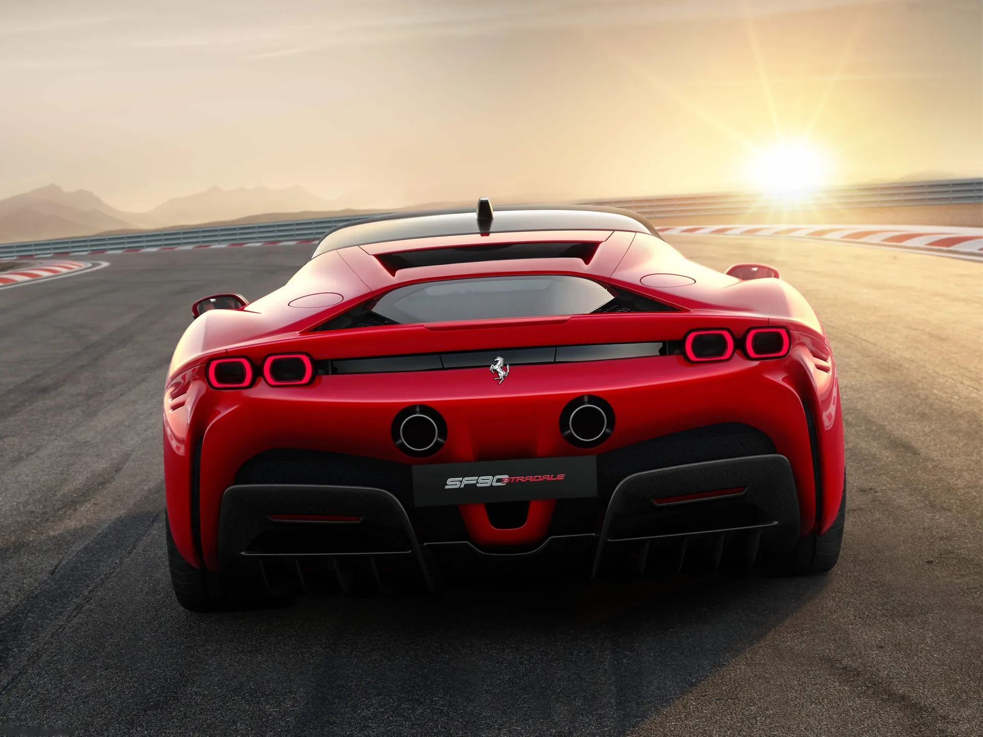 Ferrari SF90 Stradale (2020) – zezadu