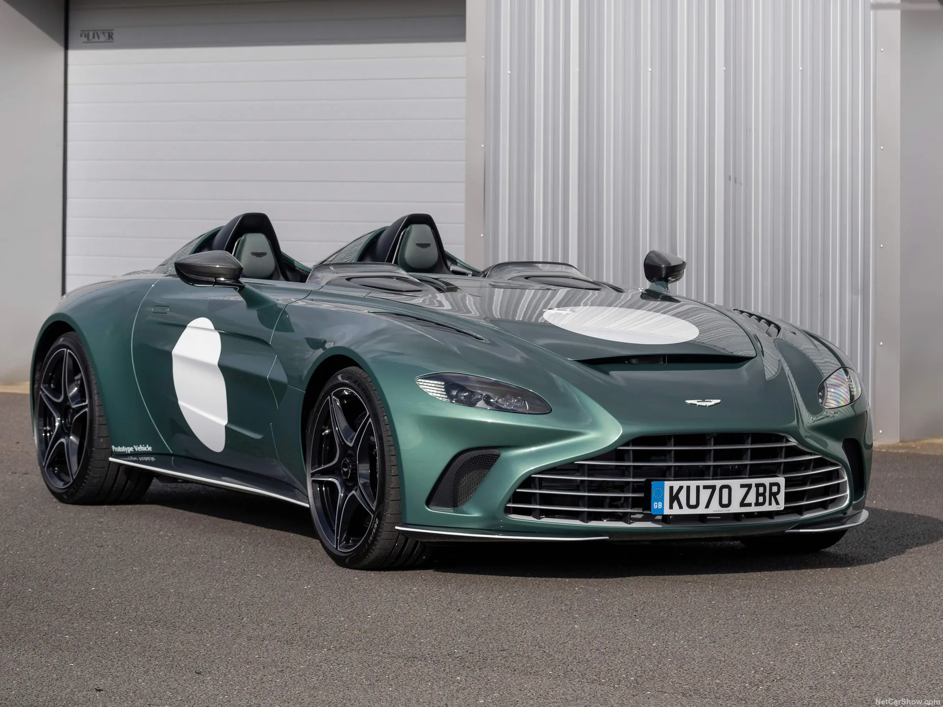 Aston Martin V12 Speedster (2021) - Front Three-Quarter