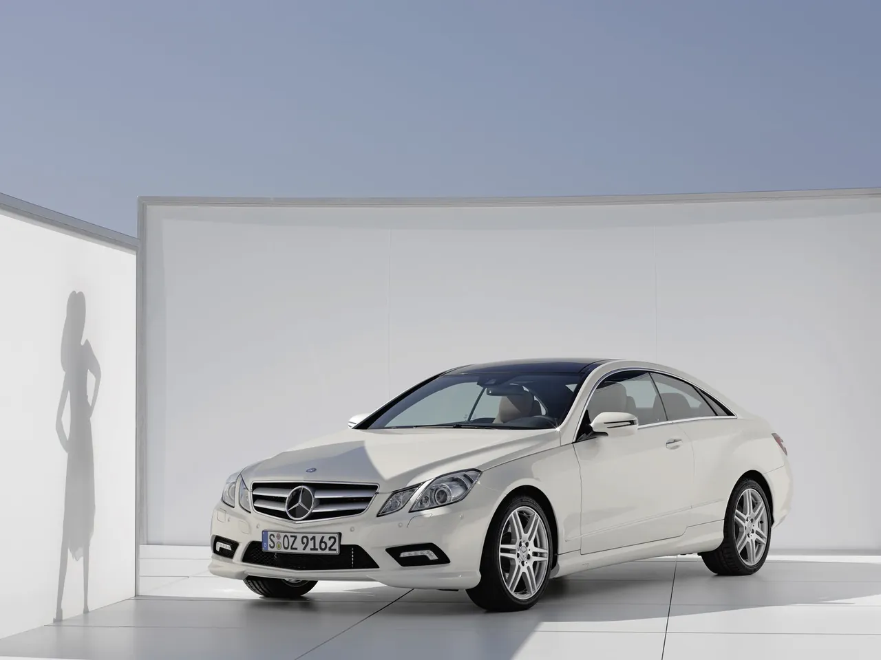 Mercedes-Benz E-Class Coupe (2010)