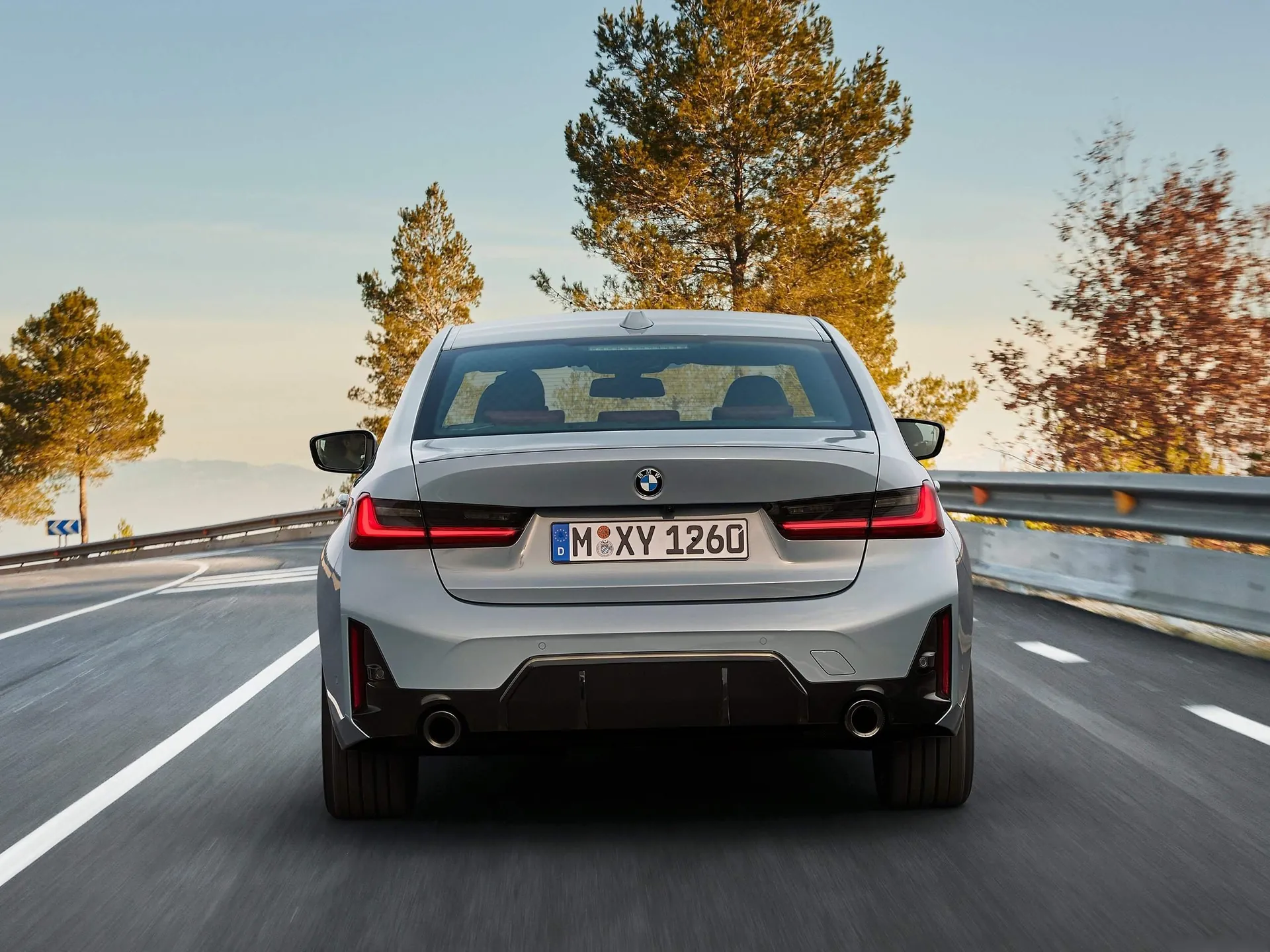 BMW 3-Series (2023) – zezadu