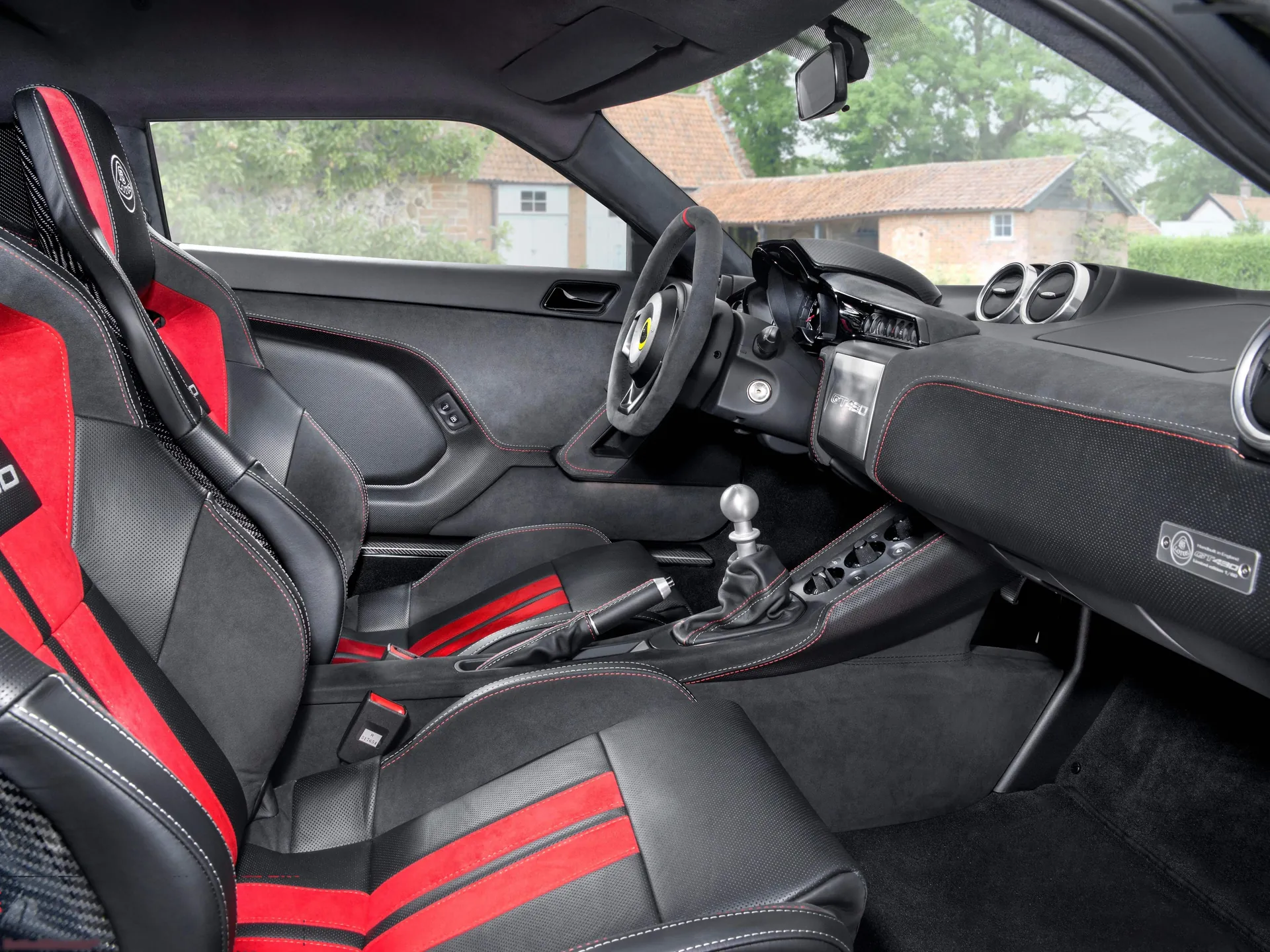 Lotus Evora GT430 (2018) – interiér