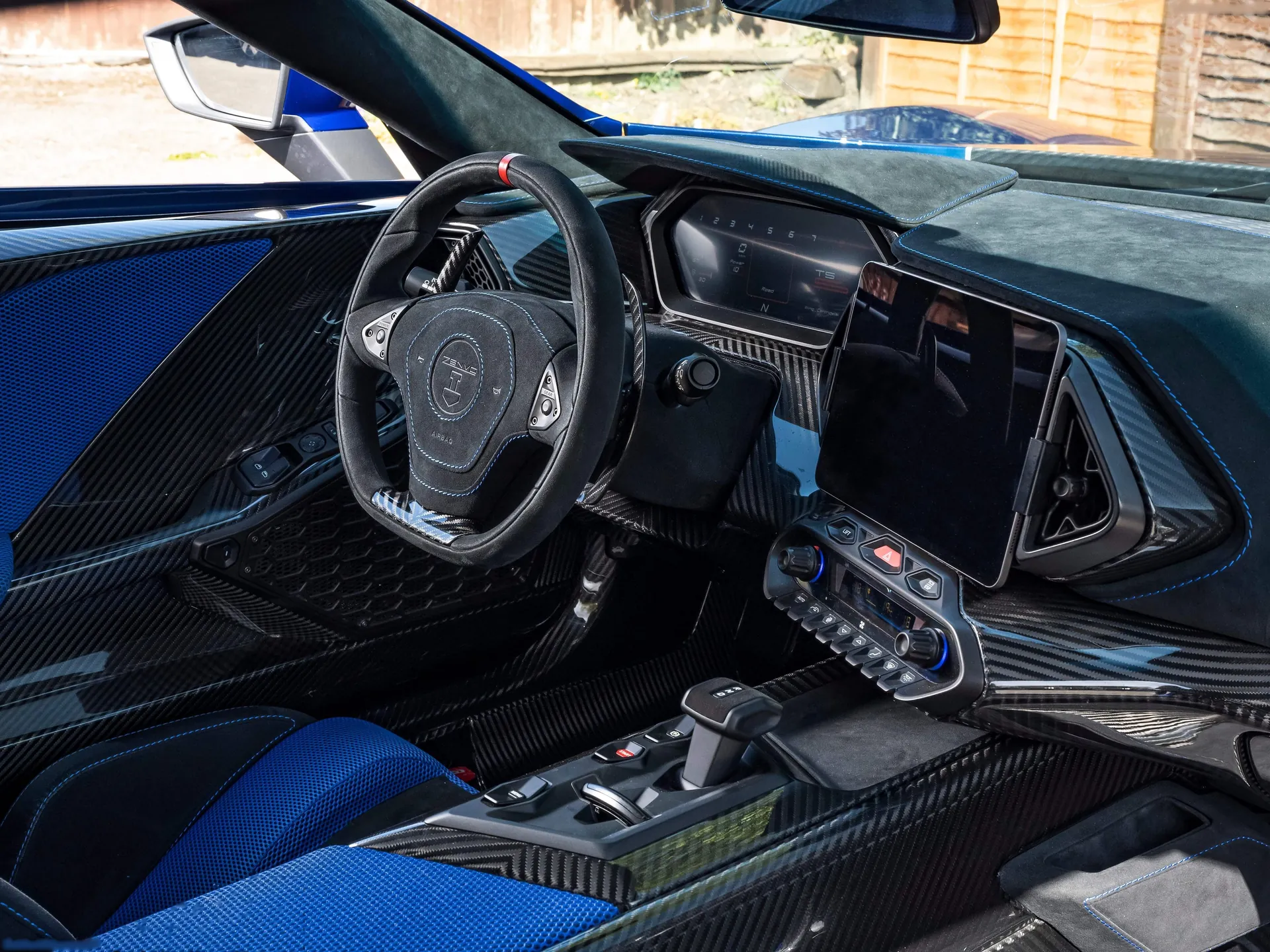 Zenvo TSR-S (2020) – interiér