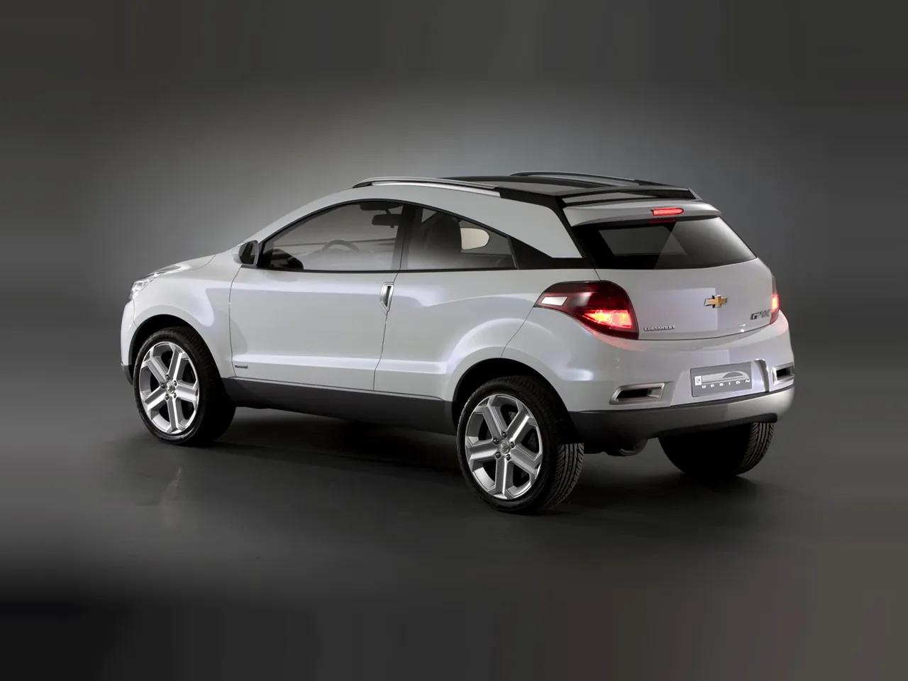 Chevrolet GPiX Concept (2008) – zadní tříčtvrteční pohled