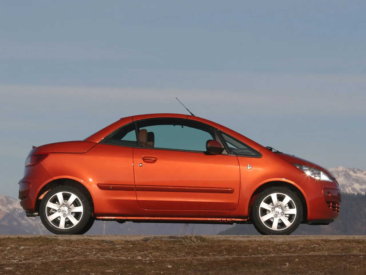 Mitsubishi Colt CZC (2007) – boční profil