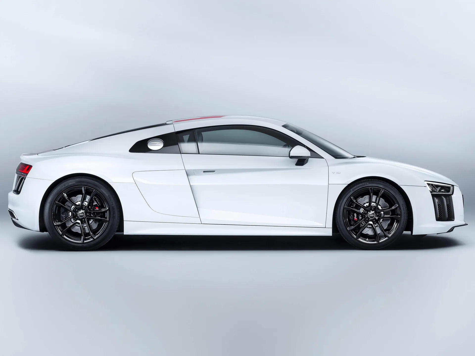 Audi R8 V10 RWS (2018) – boční profil