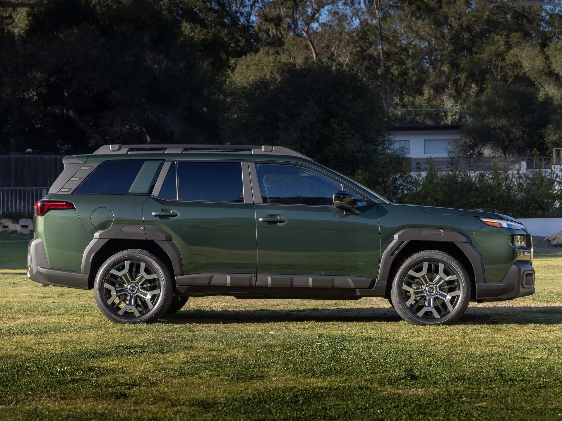 Subaru Outback (2026) – boční profil
