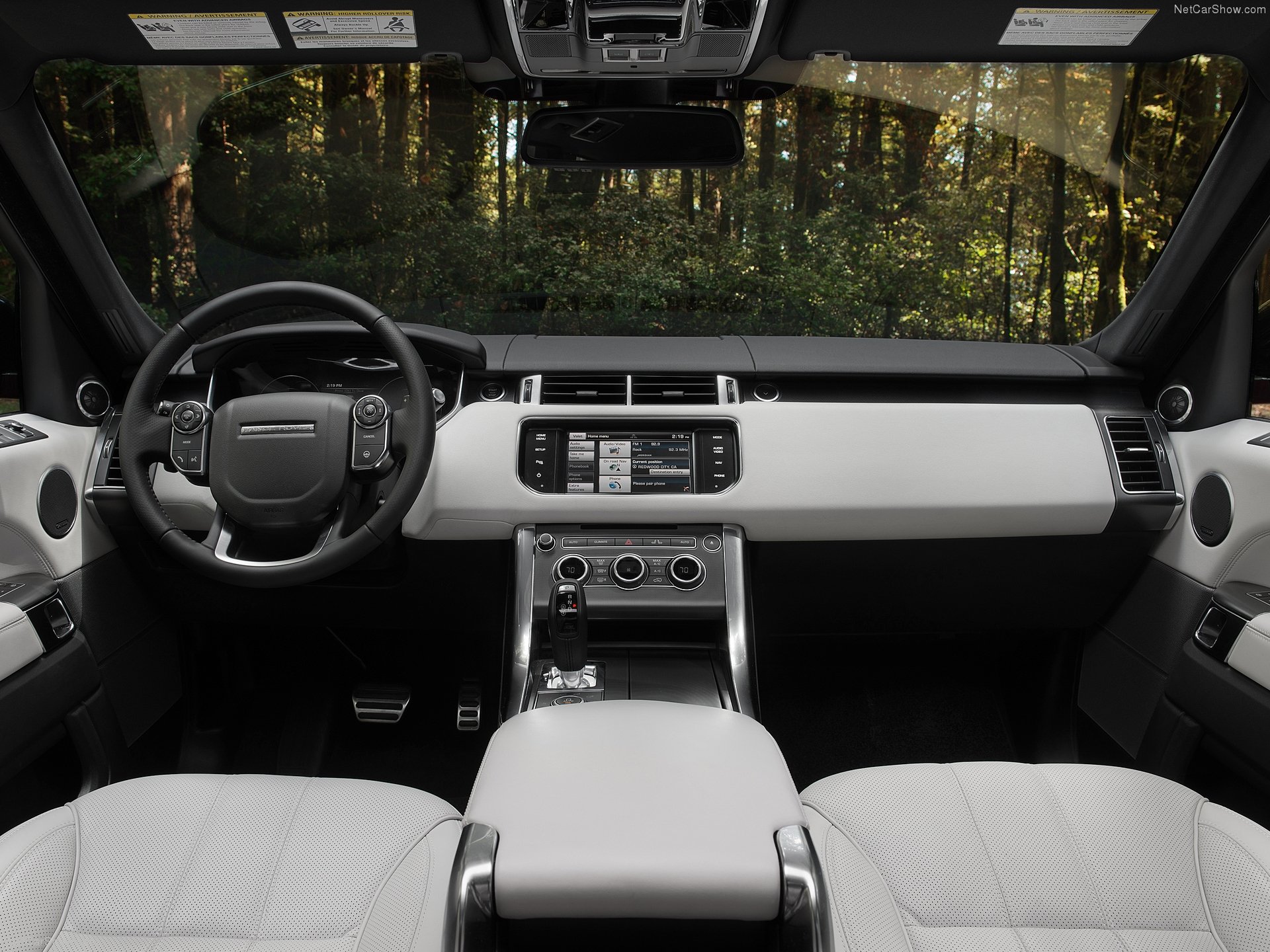 Land Rover Range Rover Sport (2014) - Interior