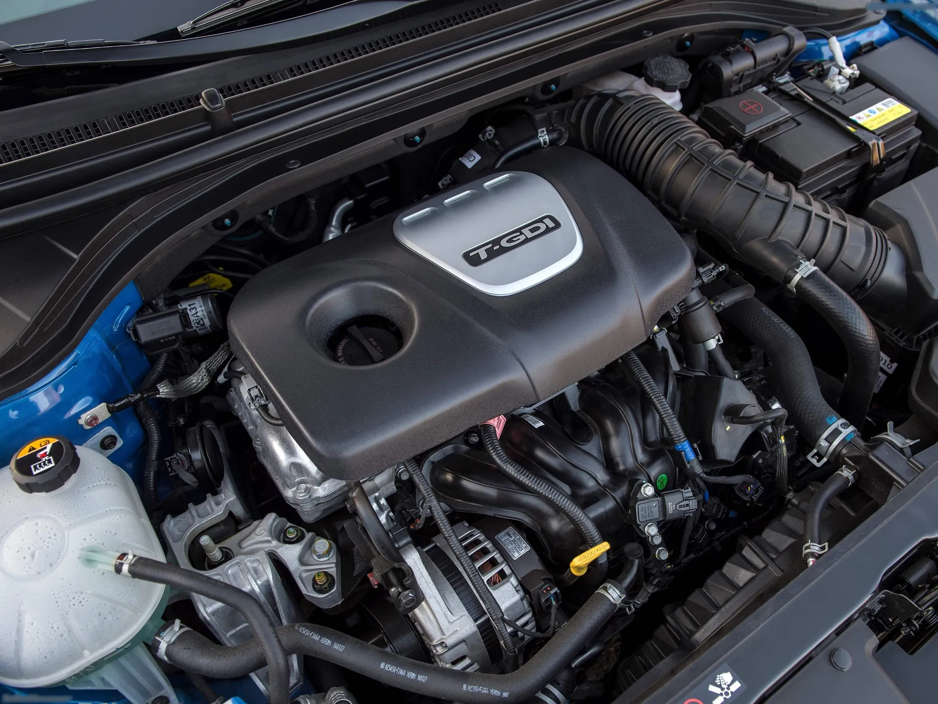 Hyundai Elantra Sport (2017) – motorový prostor