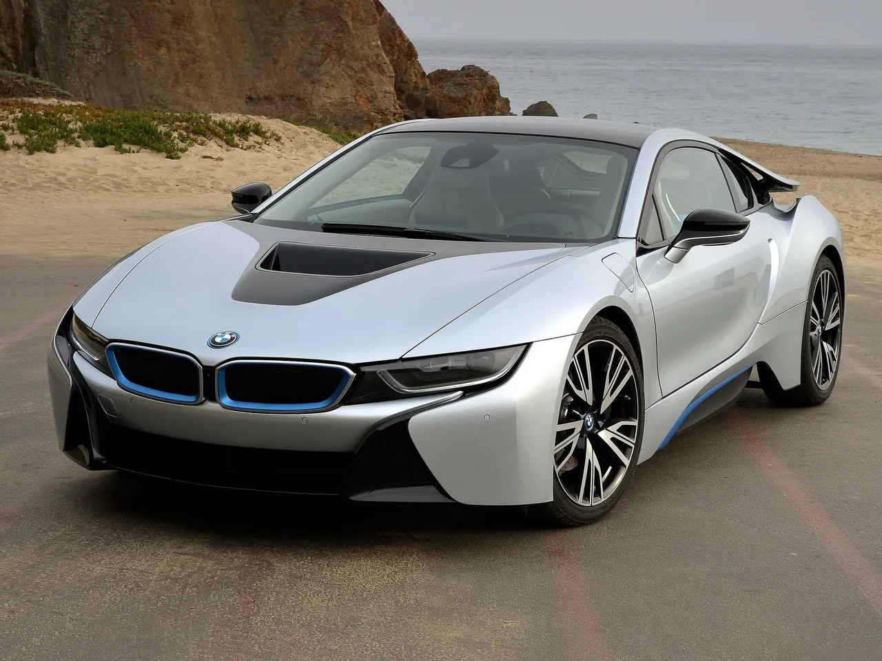 BMW i8 (2015)