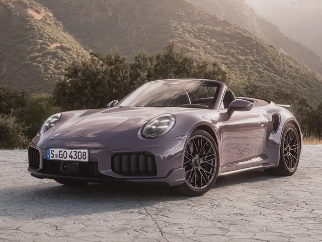 Porsche 911 Turbo S Cabriolet (2026)