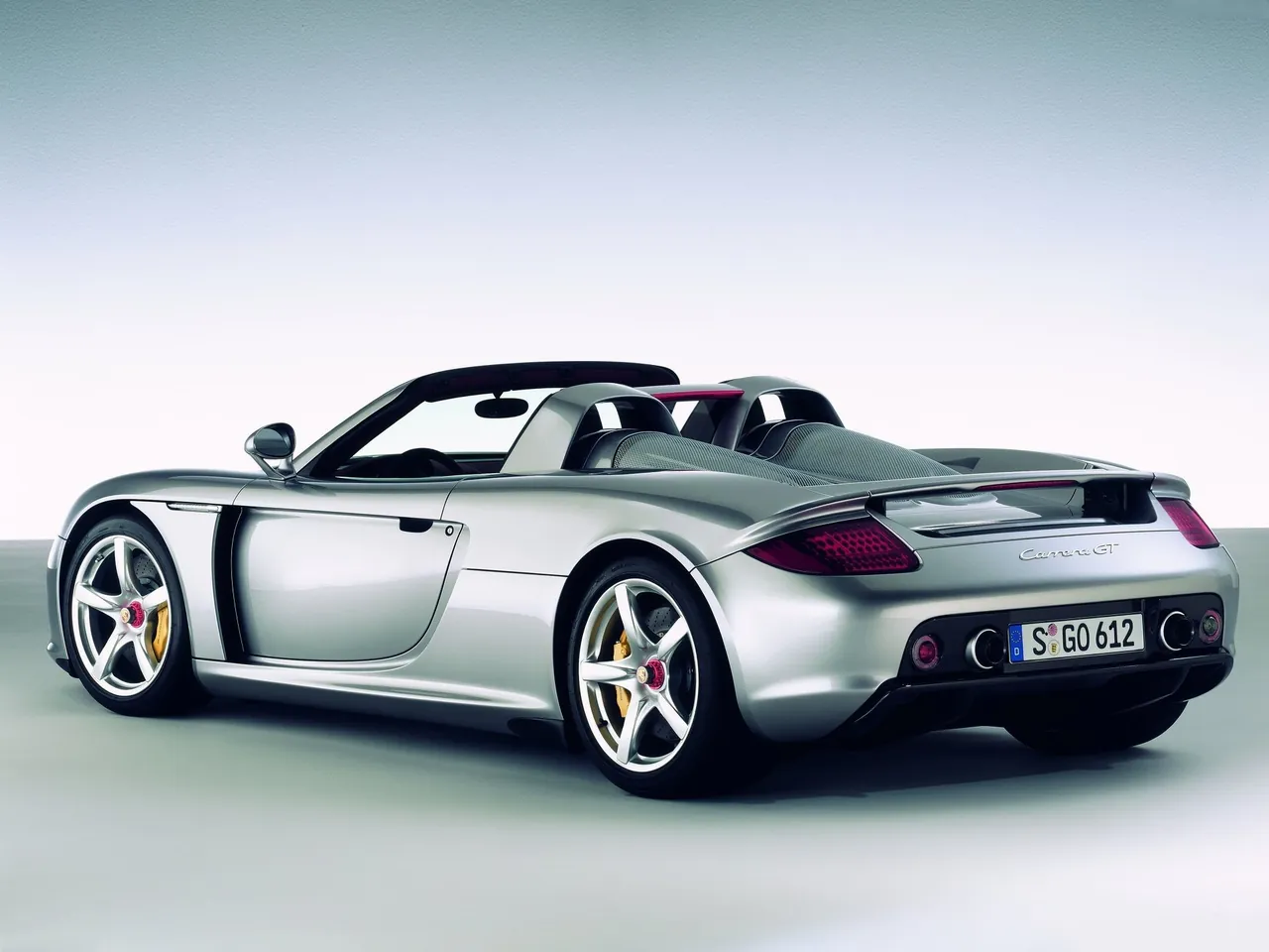 Porsche Carrera GT (2004) - Rear Three-Quarter
