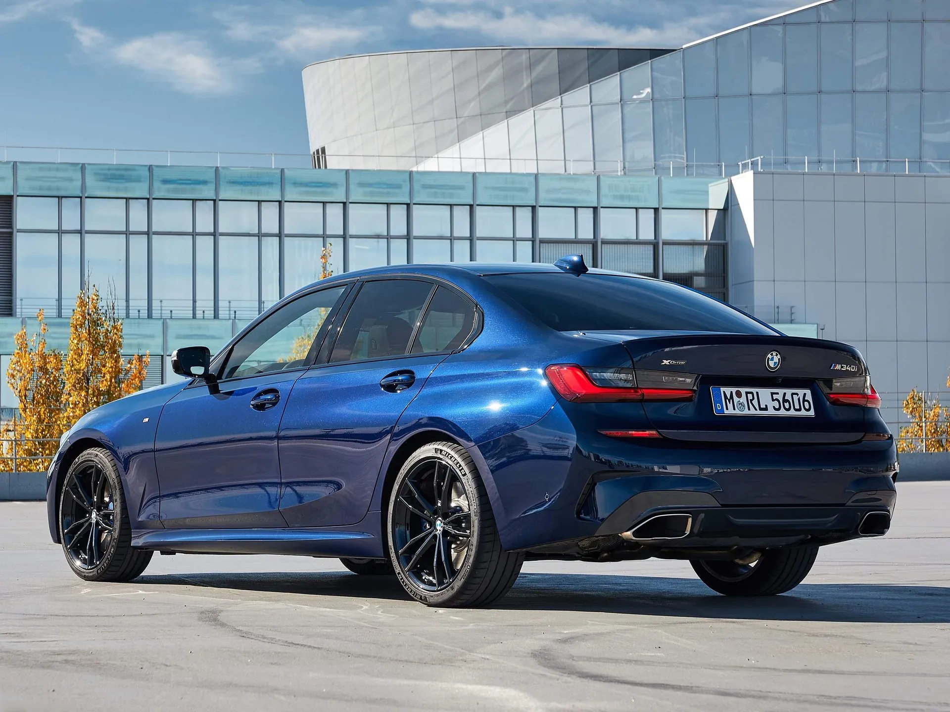 BMW M340i xDrive Sedan (2020) - Rear Three-Quarter