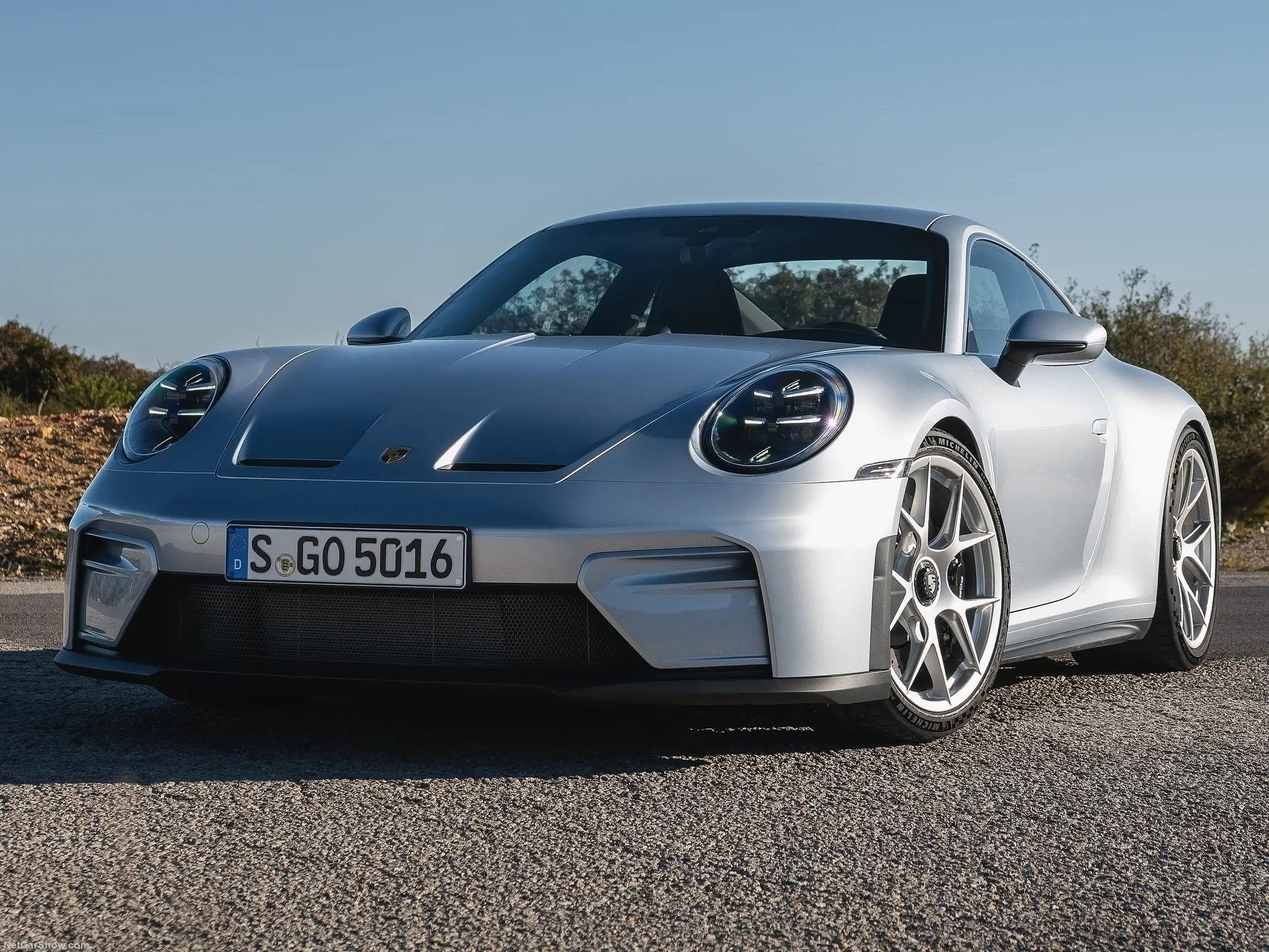 Porsche 911 GT3 Touring Package (2025)