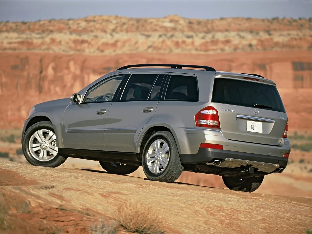 Mercedes-Benz GL-Class (2006) - Rear Three-Quarter