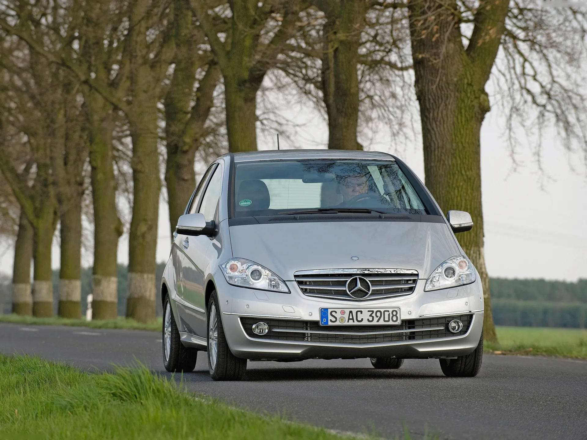 Mercedes-Benz A-Class (2009)