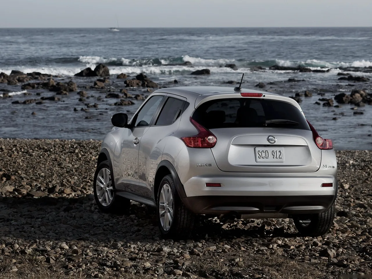 Nissan Juke (2011) – zadní tříčtvrteční pohled