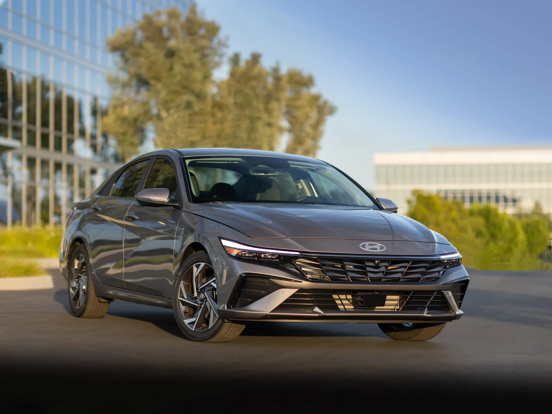 Hyundai Elantra (2024)