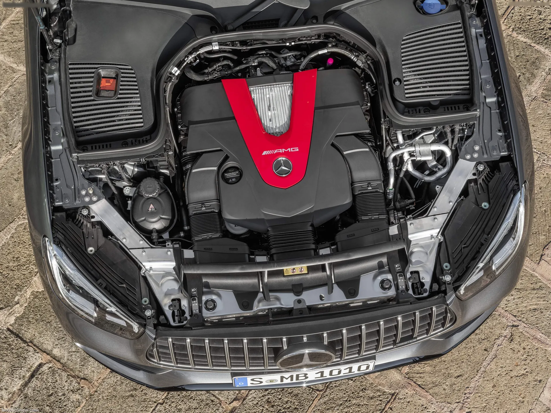 Mercedes-Benz GLC43 AMG 4Matic Coupe (2020) - Engine Bay