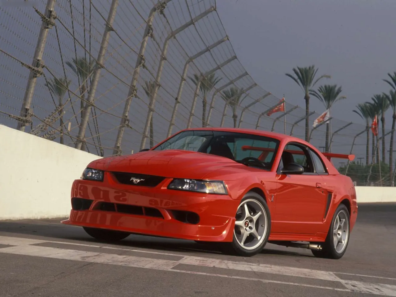 Ford Mustang SVT Cobra R (2000)