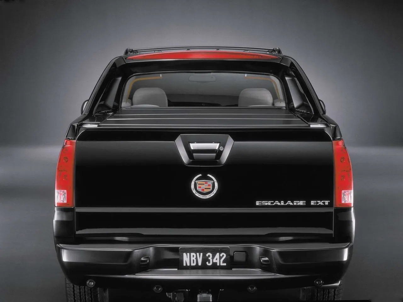 Cadillac Escalade EXT (2002) – zezadu